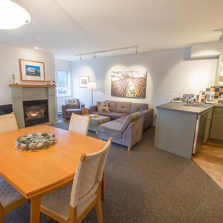 Luxury 2Br Oceanfront Condo By Onlybc 201 토피노 외부 사진